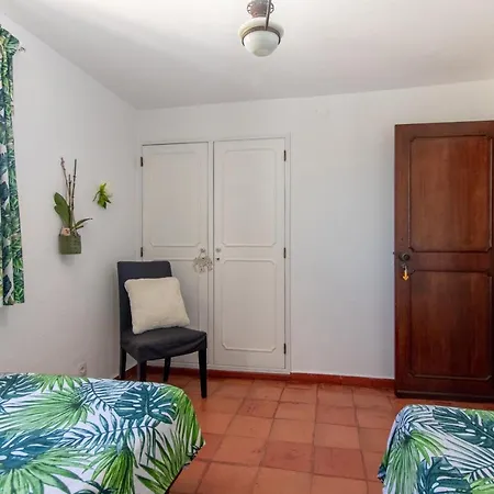 Principezinho Hostel *